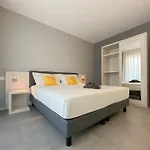 Martina Palace Apartment *