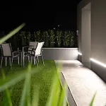 Martina Palace Apartment Peschiera del Garda